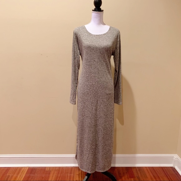 Hybrid & Company Sweater Dress - Picture 1 of 8